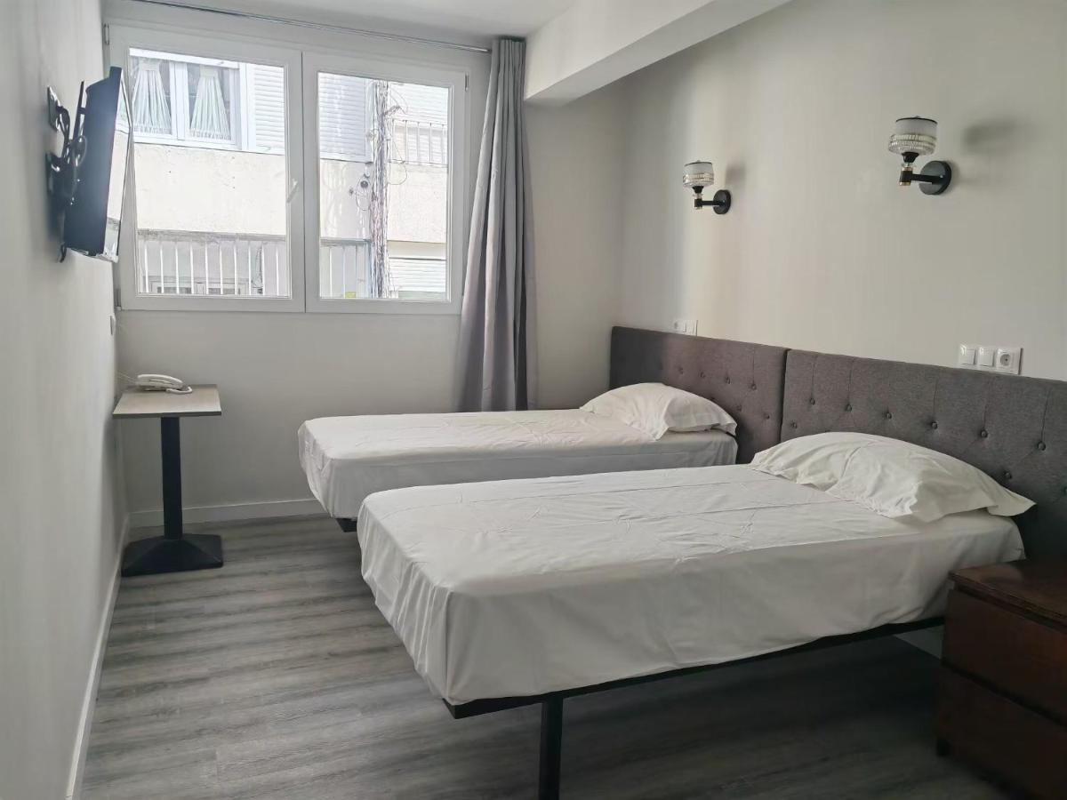 Hostal Golden 21*** Madrid Eksteriør billede